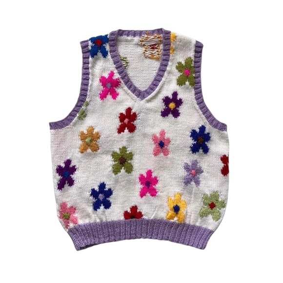 Hand Crafted Sweaters - Hand Knit Flower Patterned Sweater Vest 🌸
